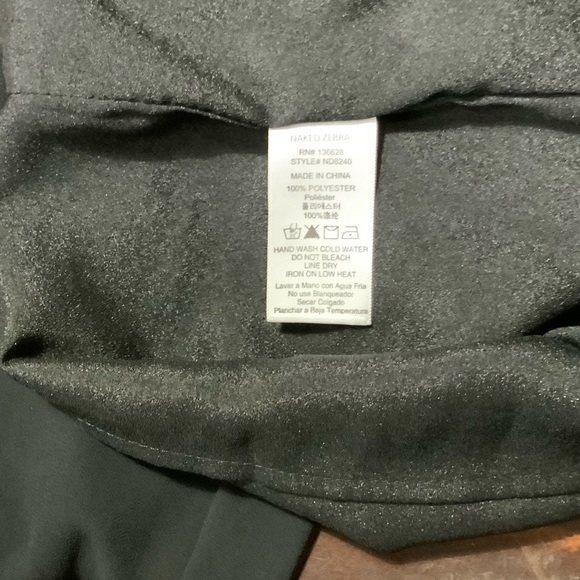 Naked zebra Lightweight v neck black dress size L - Picture 4 of 10